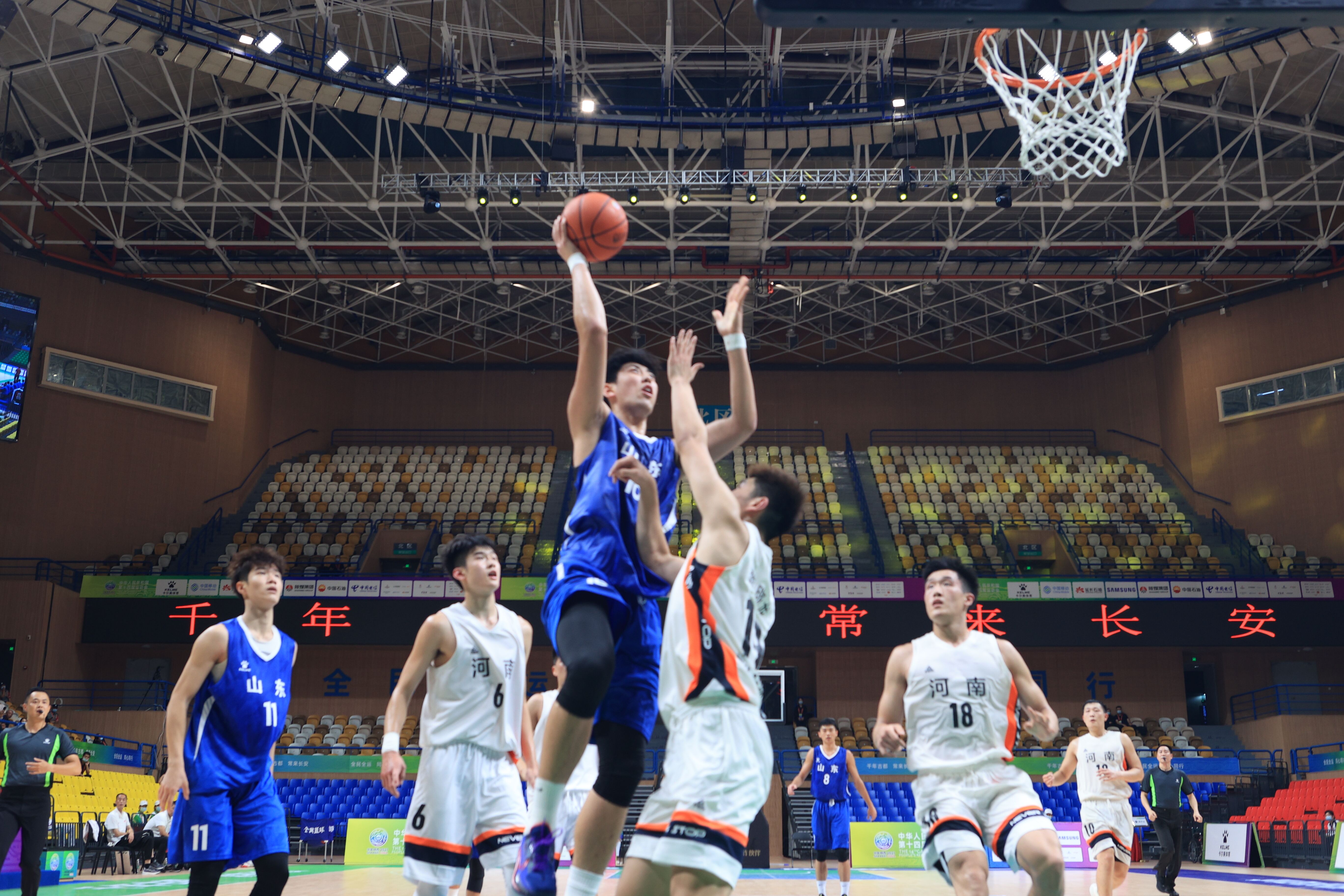 中场注入了 中场注入了